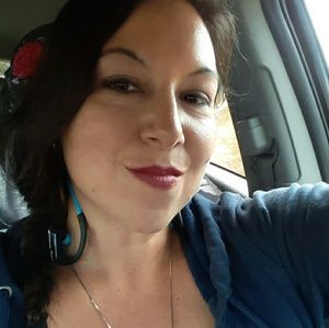 Meet your Posher, Alisha